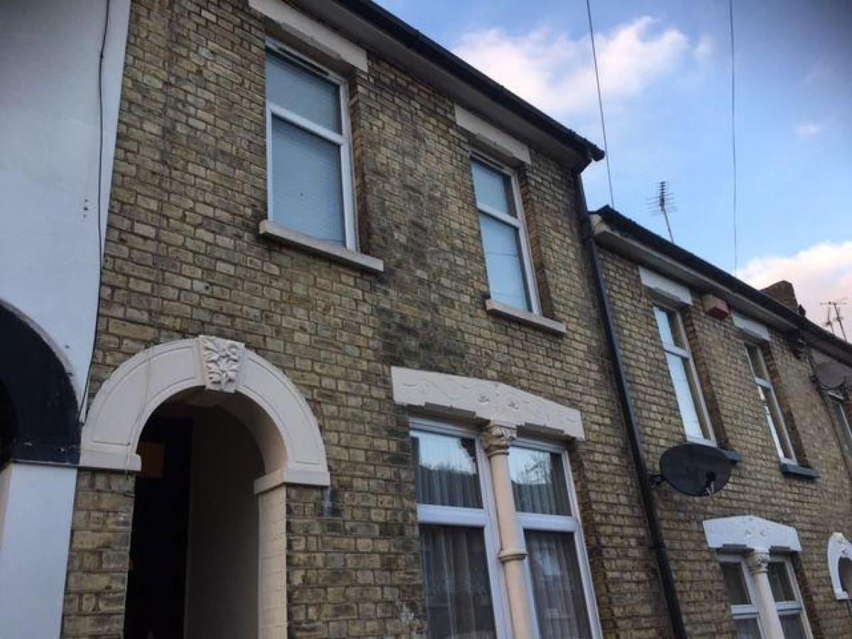 Picture of Home For Rent in Chatham, Kent, United Kingdom