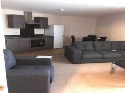 Apartment For Rent in Halifax, United Kingdom