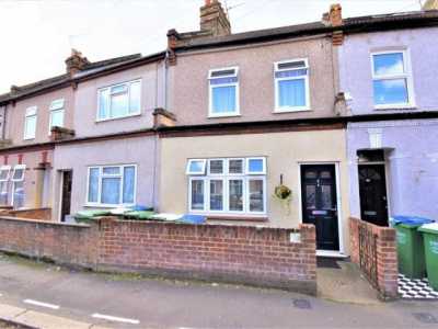 Home For Rent in Erith, United Kingdom