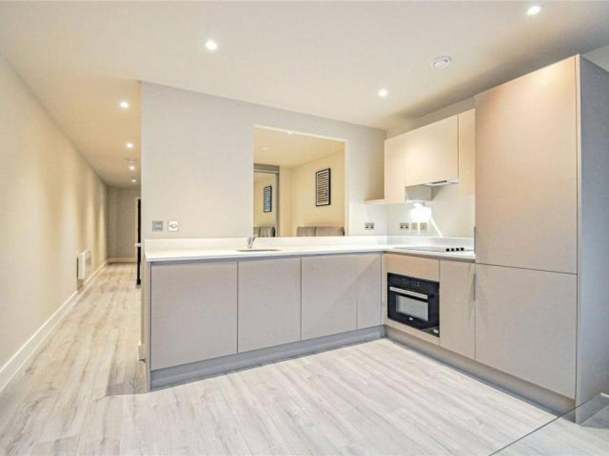 Picture of Apartment For Rent in Bracknell, Berkshire, United Kingdom