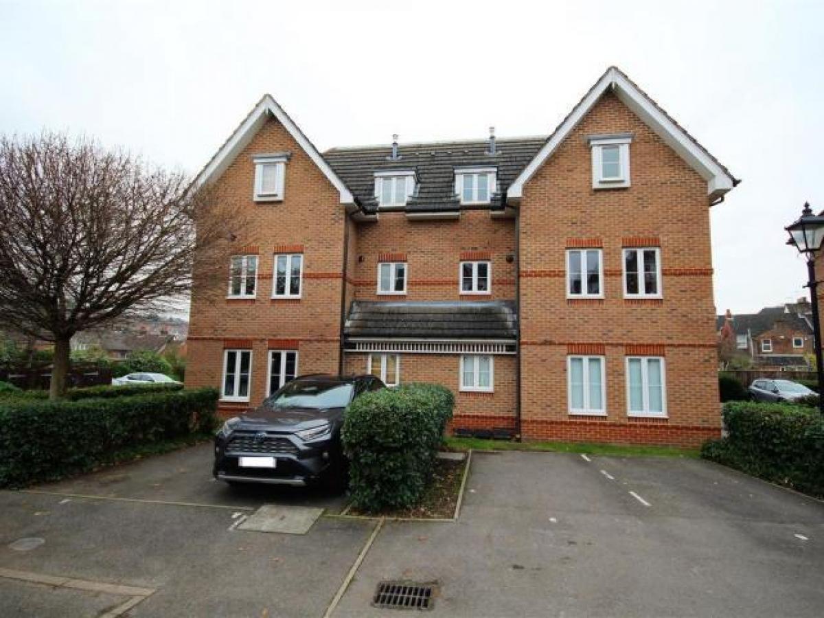 Picture of Apartment For Rent in High Wycombe, Buckinghamshire, United Kingdom