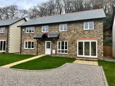 Home For Rent in Truro, United Kingdom