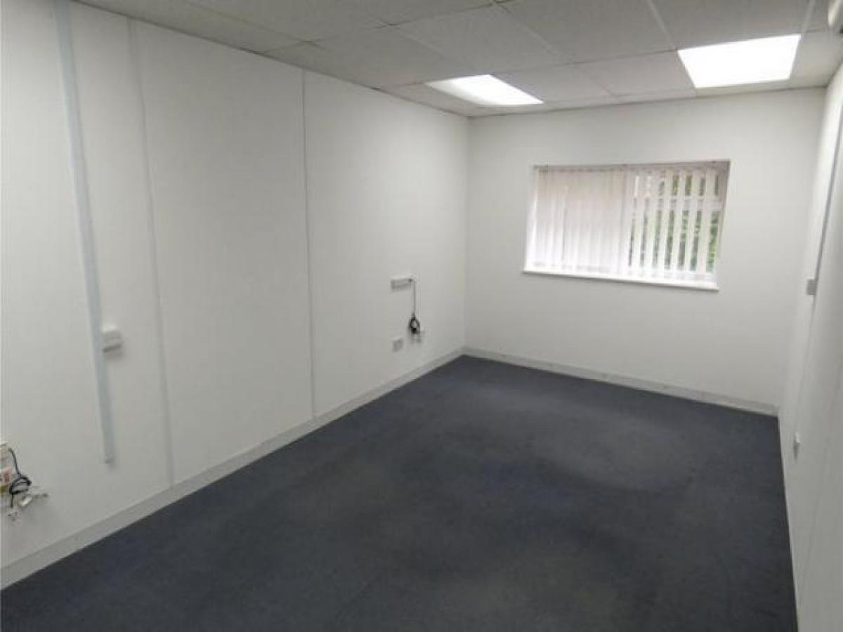 Picture of Industrial For Rent in Eastleigh, Hampshire, United Kingdom