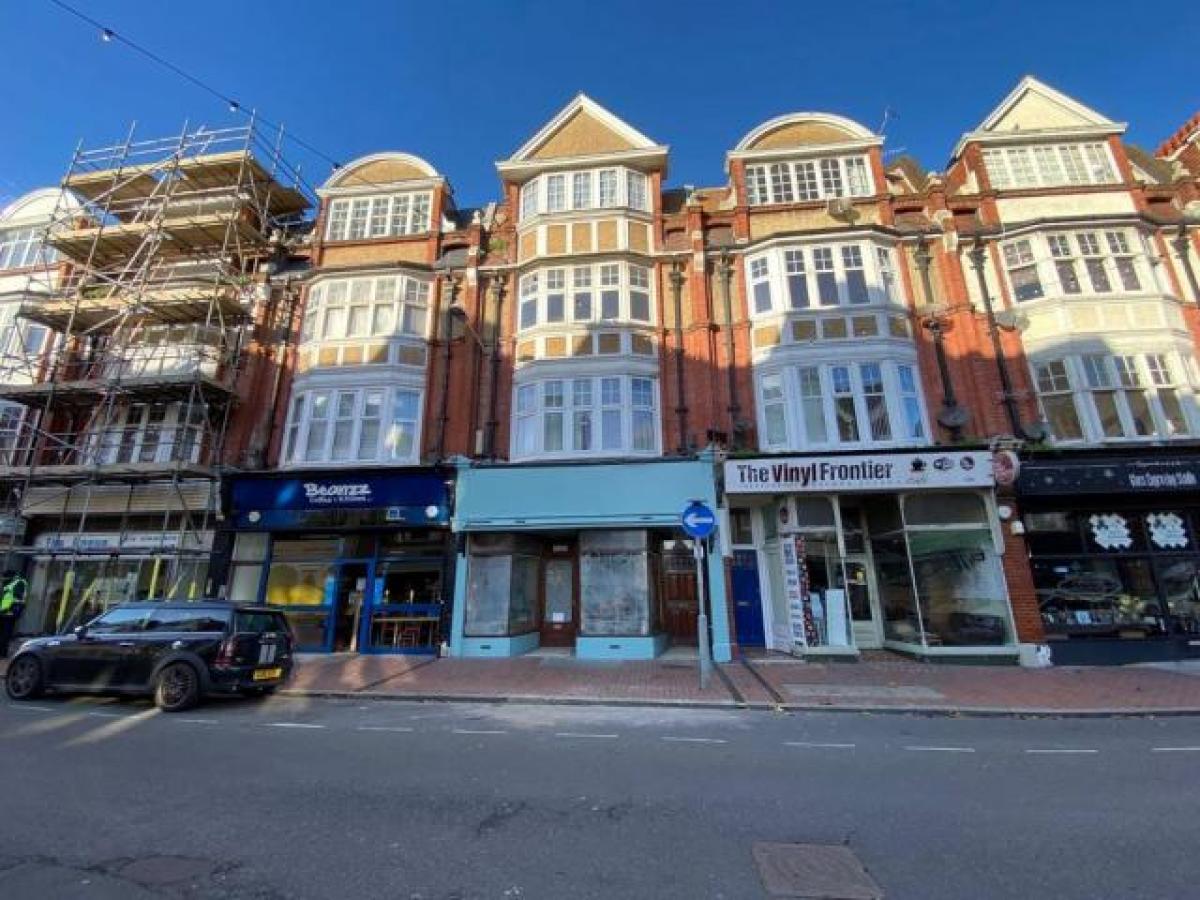 Picture of Apartment For Rent in Eastbourne, East Sussex, United Kingdom