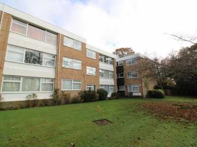 Apartment For Rent in Potters Bar, United Kingdom