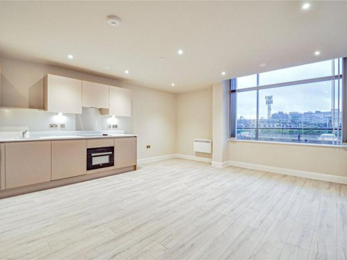 Picture of Apartment For Rent in Bracknell, Berkshire, United Kingdom