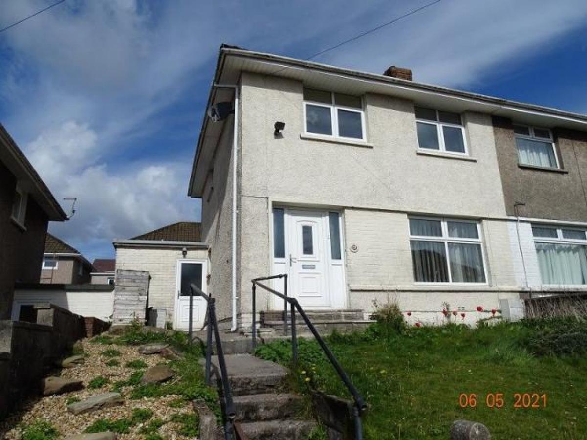 Picture of Home For Rent in Maesteg, Mid Glamorgan, United Kingdom