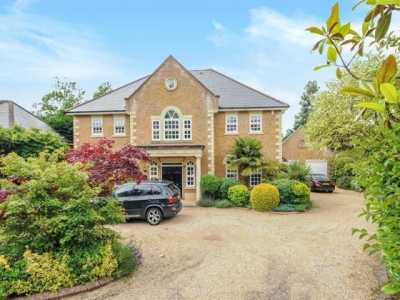 Home For Rent in Ascot, United Kingdom