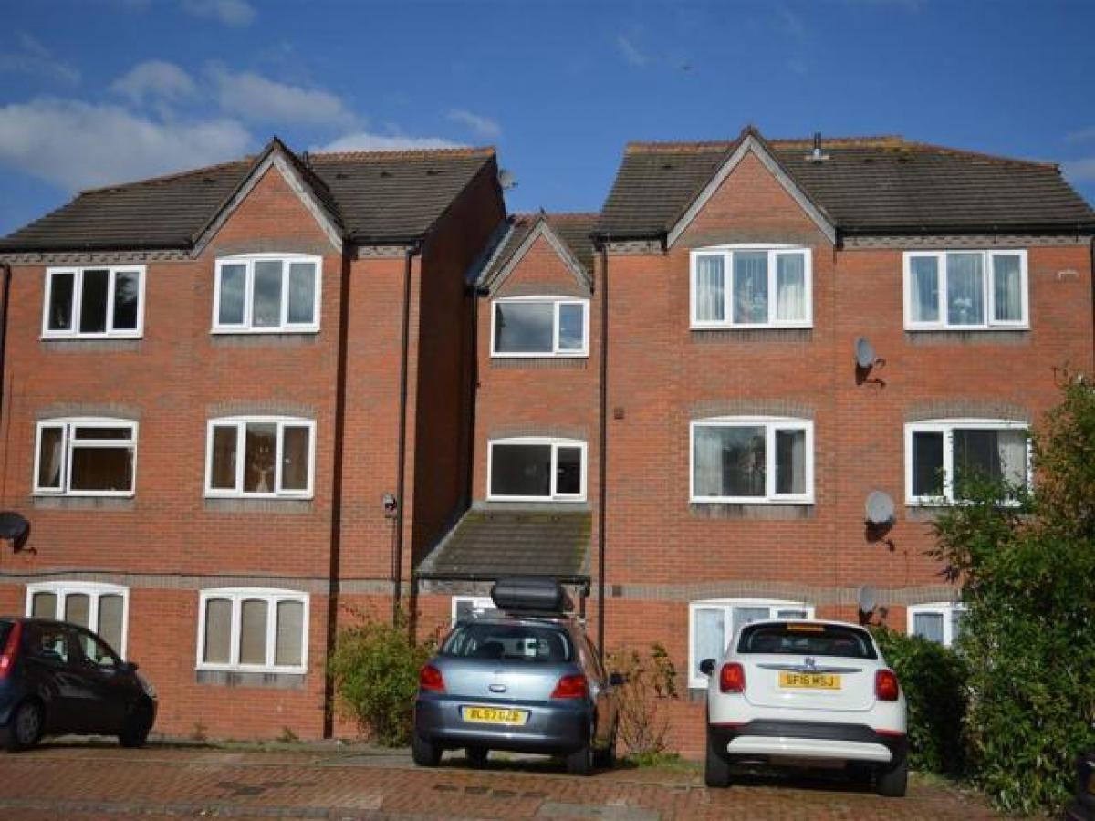 Picture of Apartment For Rent in Oldbury, West Midlands, United Kingdom