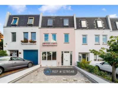 Home For Rent in Cheltenham, United Kingdom