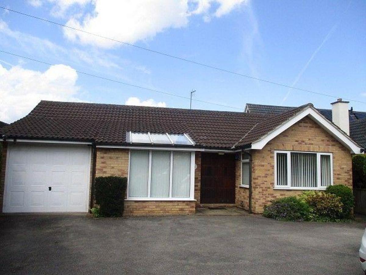 Picture of Bungalow For Rent in Nottingham, Nottinghamshire, United Kingdom