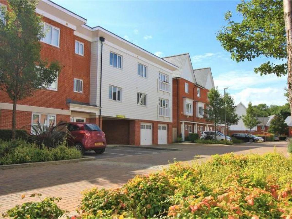 Picture of Apartment For Rent in High Wycombe, Buckinghamshire, United Kingdom