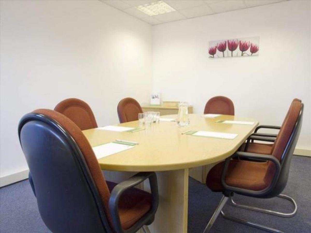Picture of Office For Rent in High Wycombe, Buckinghamshire, United Kingdom