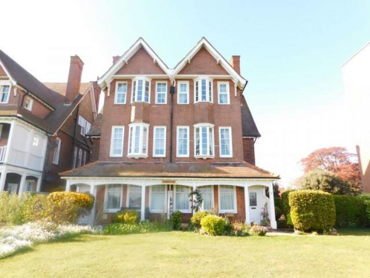 Picture of Apartment For Rent in Felixstowe, Suffolk, United Kingdom