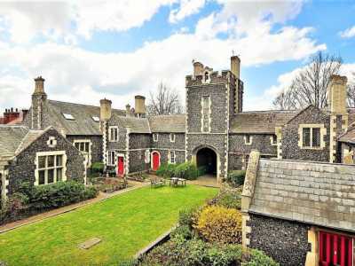 Apartment For Rent in Faversham, United Kingdom