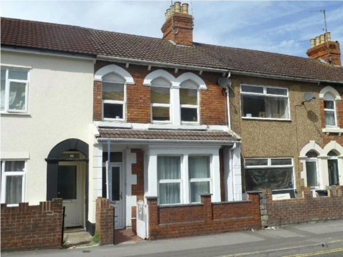 Picture of Apartment For Rent in Swindon, Wiltshire, United Kingdom