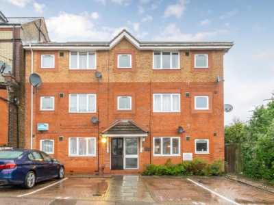 Apartment For Rent in Redhill, United Kingdom