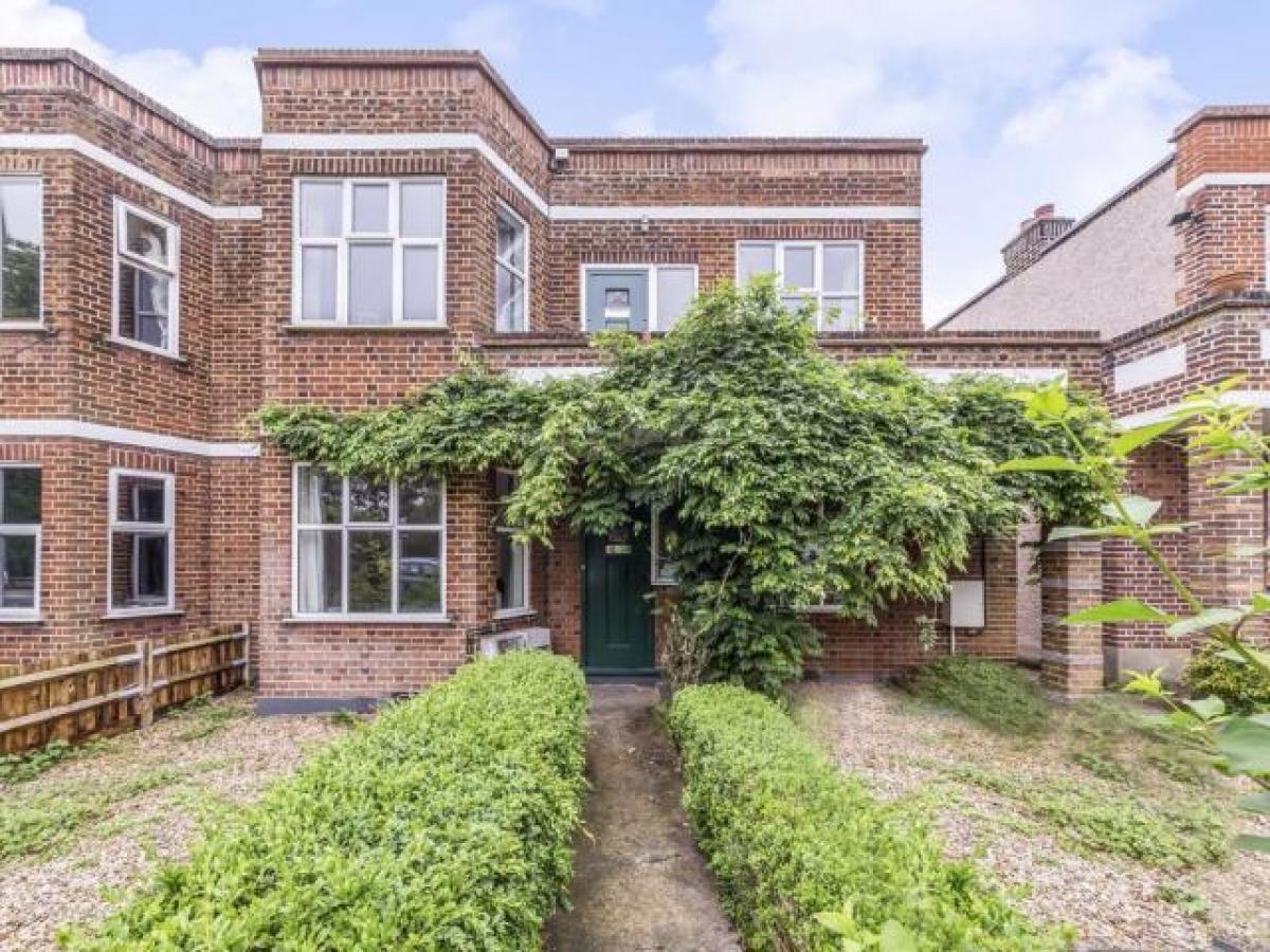 Picture of Apartment For Rent in Twickenham, Greater London, United Kingdom