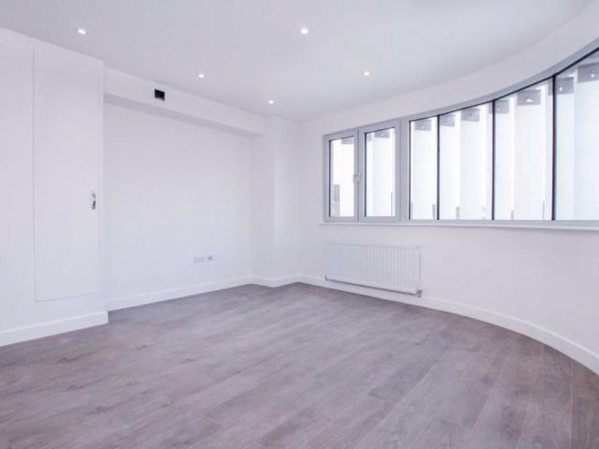 Picture of Apartment For Rent in Kingston upon Thames, Greater London, United Kingdom