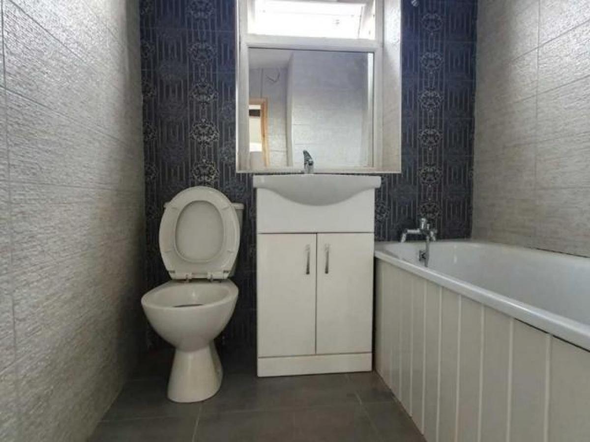 Picture of Apartment For Rent in Ashford, Kent, United Kingdom