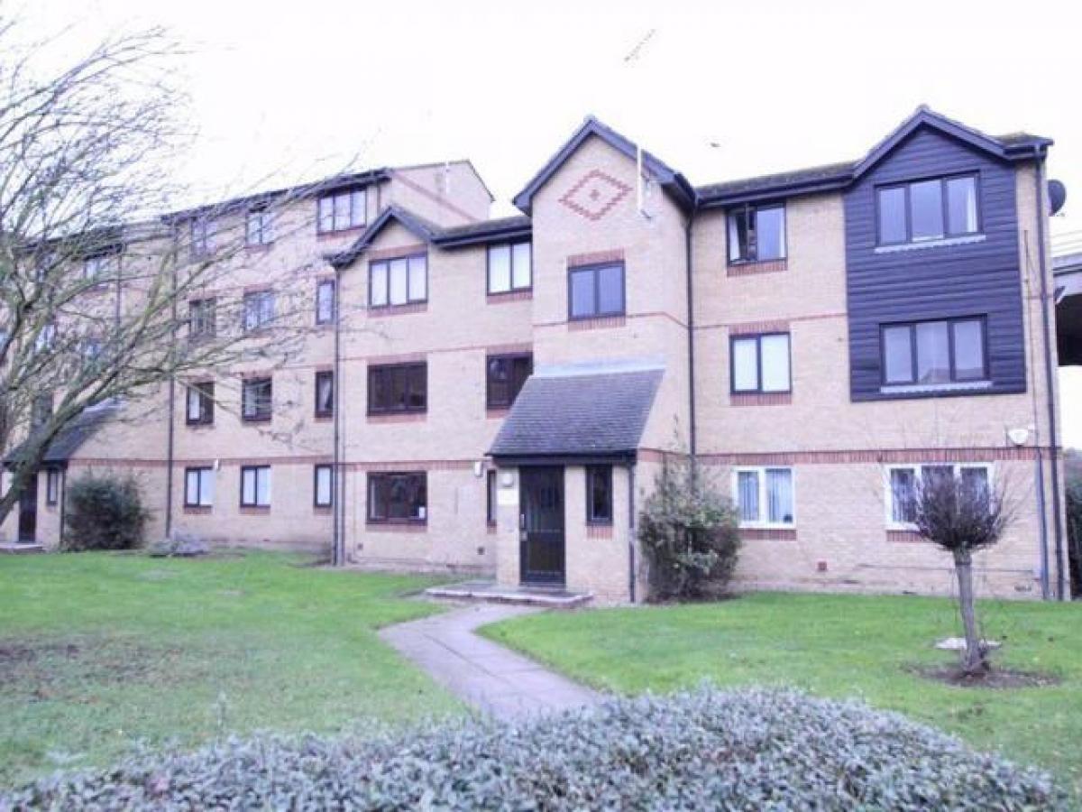 Picture of Apartment For Rent in Basildon, Essex, United Kingdom