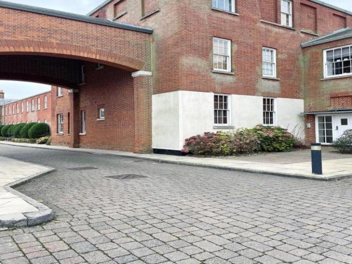 Picture of Apartment For Rent in Fareham, Hampshire, United Kingdom