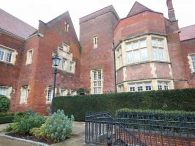 Apartment For Rent in Brentwood, United Kingdom