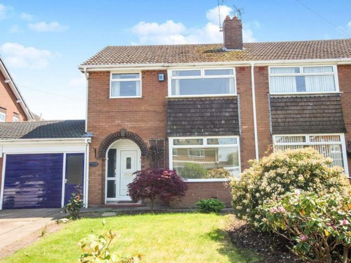 Picture of Home For Rent in Middlewich, Cheshire, United Kingdom