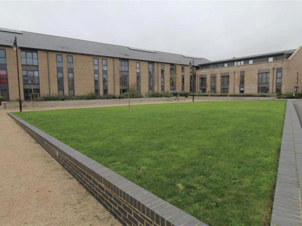 Picture of Apartment For Rent in Swindon, Wiltshire, United Kingdom