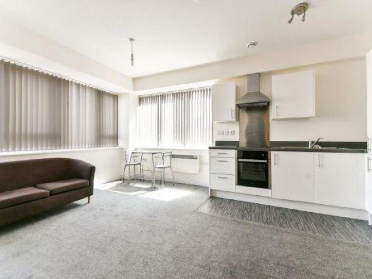 Picture of Apartment For Rent in Swindon, Wiltshire, United Kingdom
