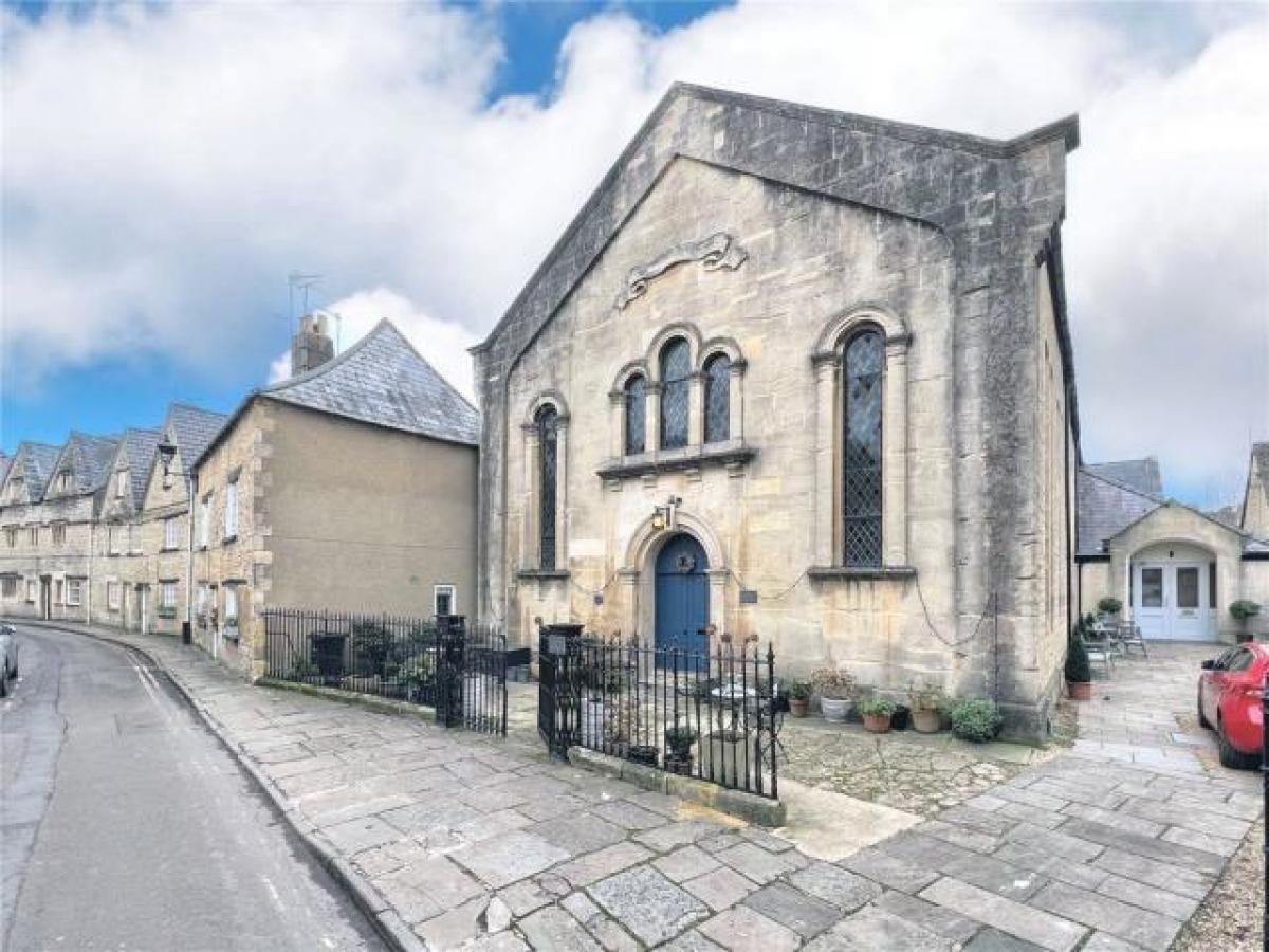 Picture of Apartment For Rent in Cirencester, Gloucestershire, United Kingdom