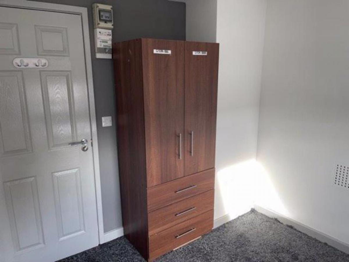 Picture of Apartment For Rent in Wakefield, West Yorkshire, United Kingdom