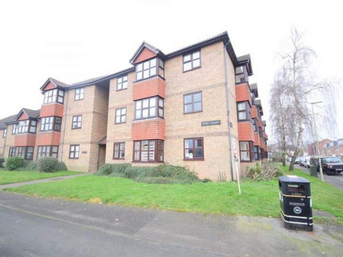 Picture of Apartment For Rent in Aldershot, Hampshire, United Kingdom