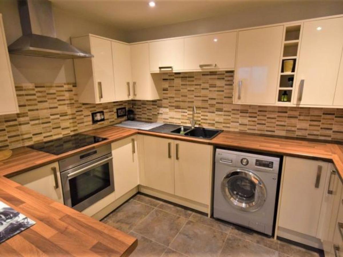 Picture of Apartment For Rent in Bromley, Greater London, United Kingdom