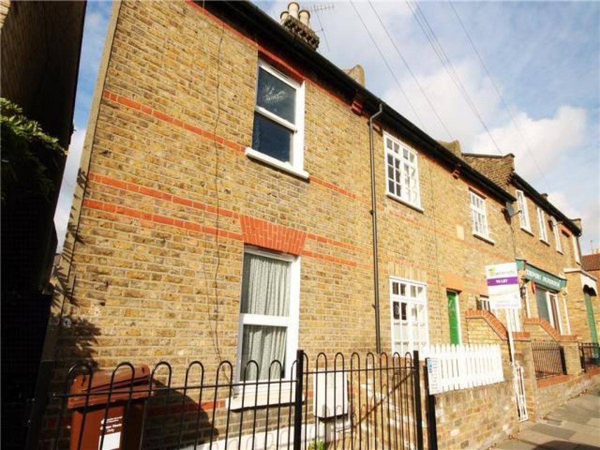 Picture of Home For Rent in Brentford, Greater London, United Kingdom