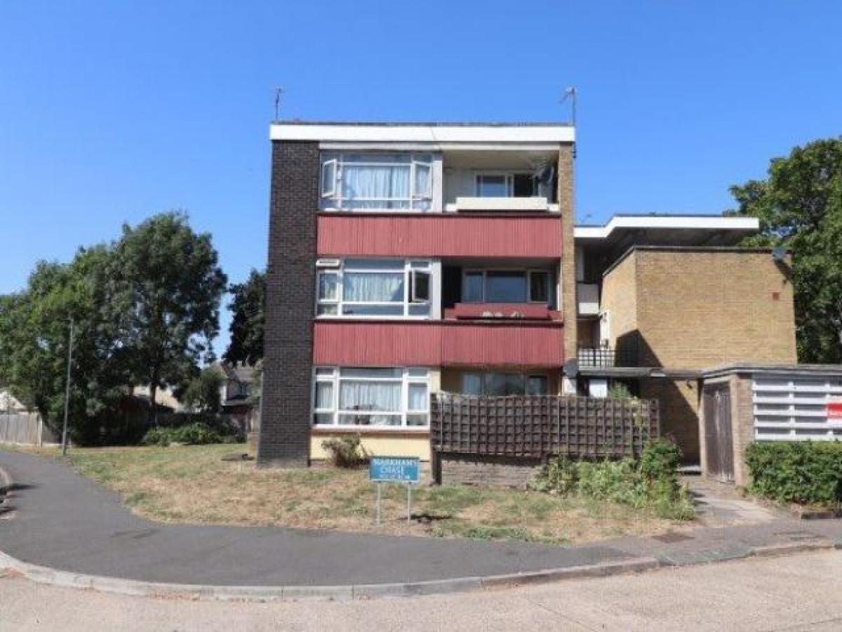 Picture of Apartment For Rent in Basildon, Essex, United Kingdom