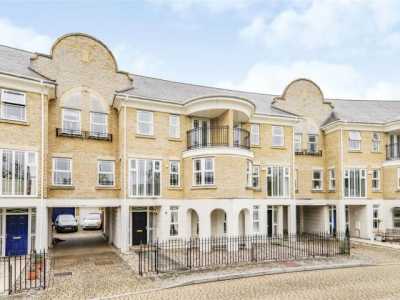 Home For Rent in Camberley, United Kingdom