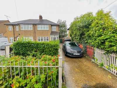 Home For Rent in Waltham Cross, United Kingdom