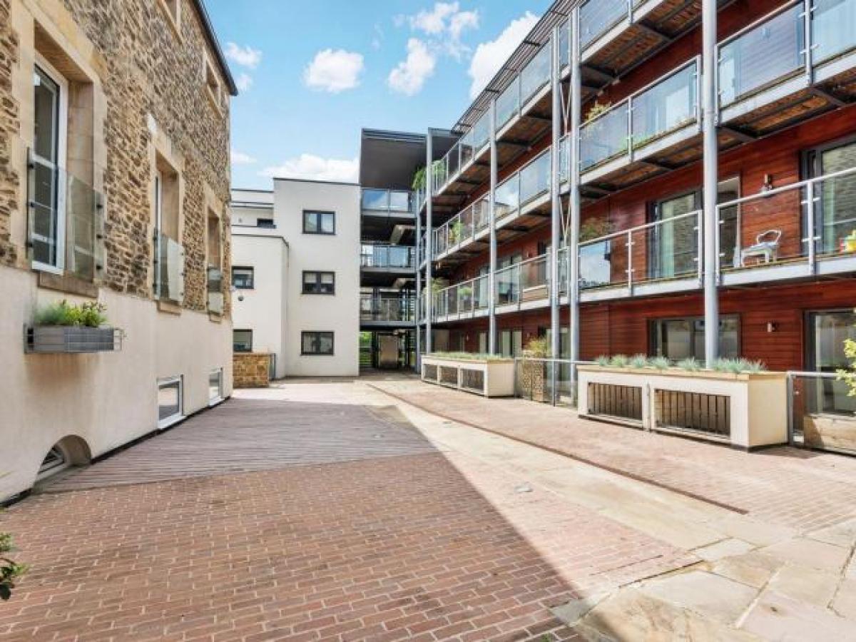 Picture of Apartment For Rent in Abingdon, Oxfordshire, United Kingdom