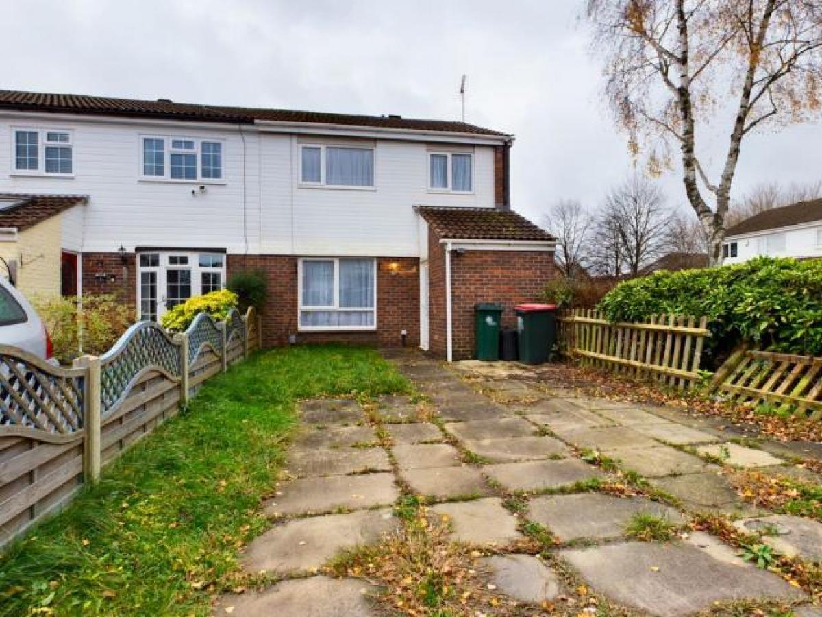 Picture of Home For Rent in Crawley, West Sussex, United Kingdom