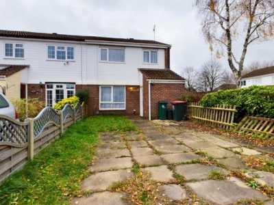 Home For Rent in Crawley, United Kingdom
