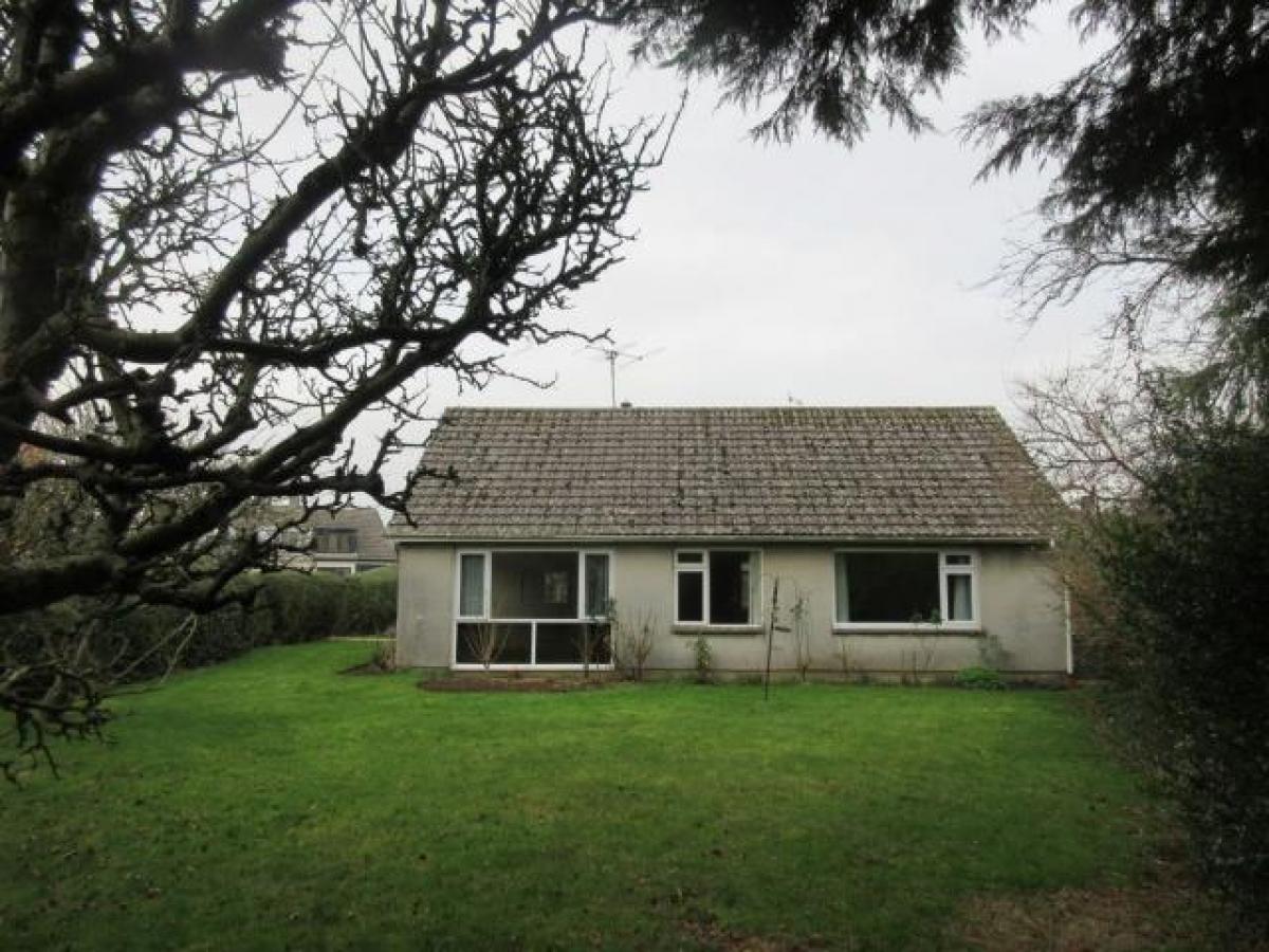 Picture of Bungalow For Rent in Melksham, Wiltshire, United Kingdom