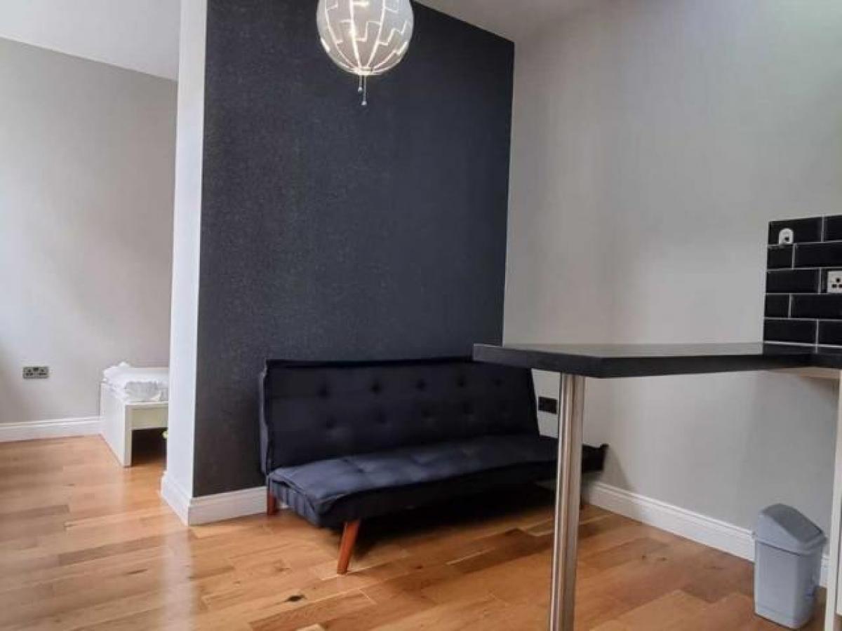 Picture of Apartment For Rent in Southall, Greater London, United Kingdom