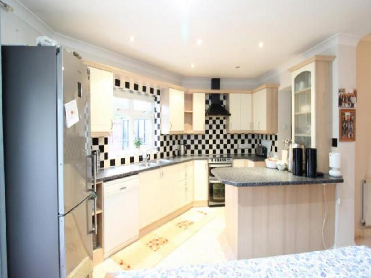 Picture of Apartment For Rent in Southall, Greater London, United Kingdom