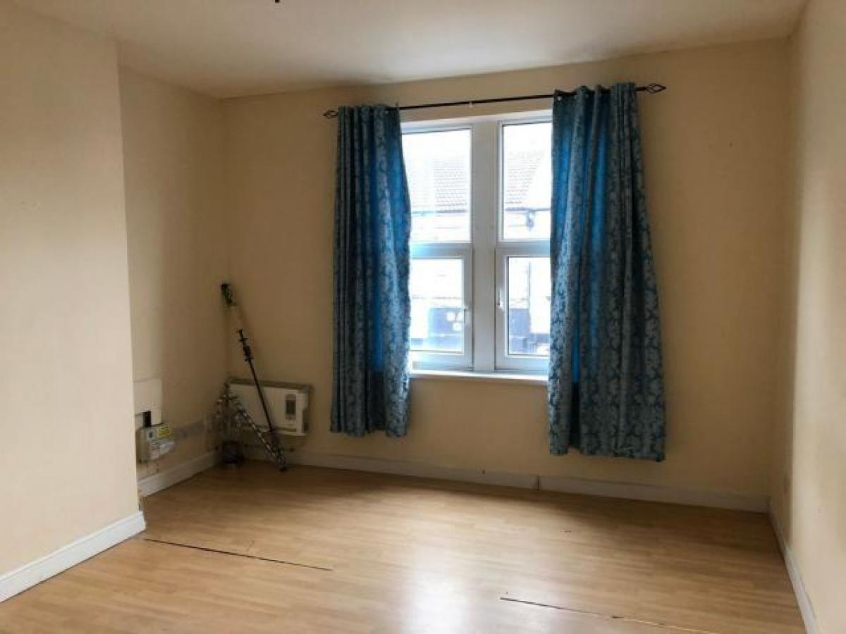Picture of Apartment For Rent in Rotherham, South Yorkshire, United Kingdom