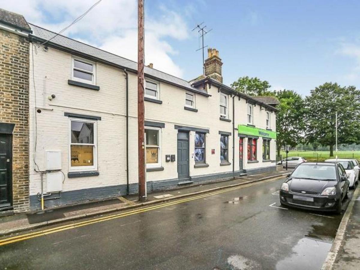 Picture of Apartment For Rent in Faversham, Kent, United Kingdom