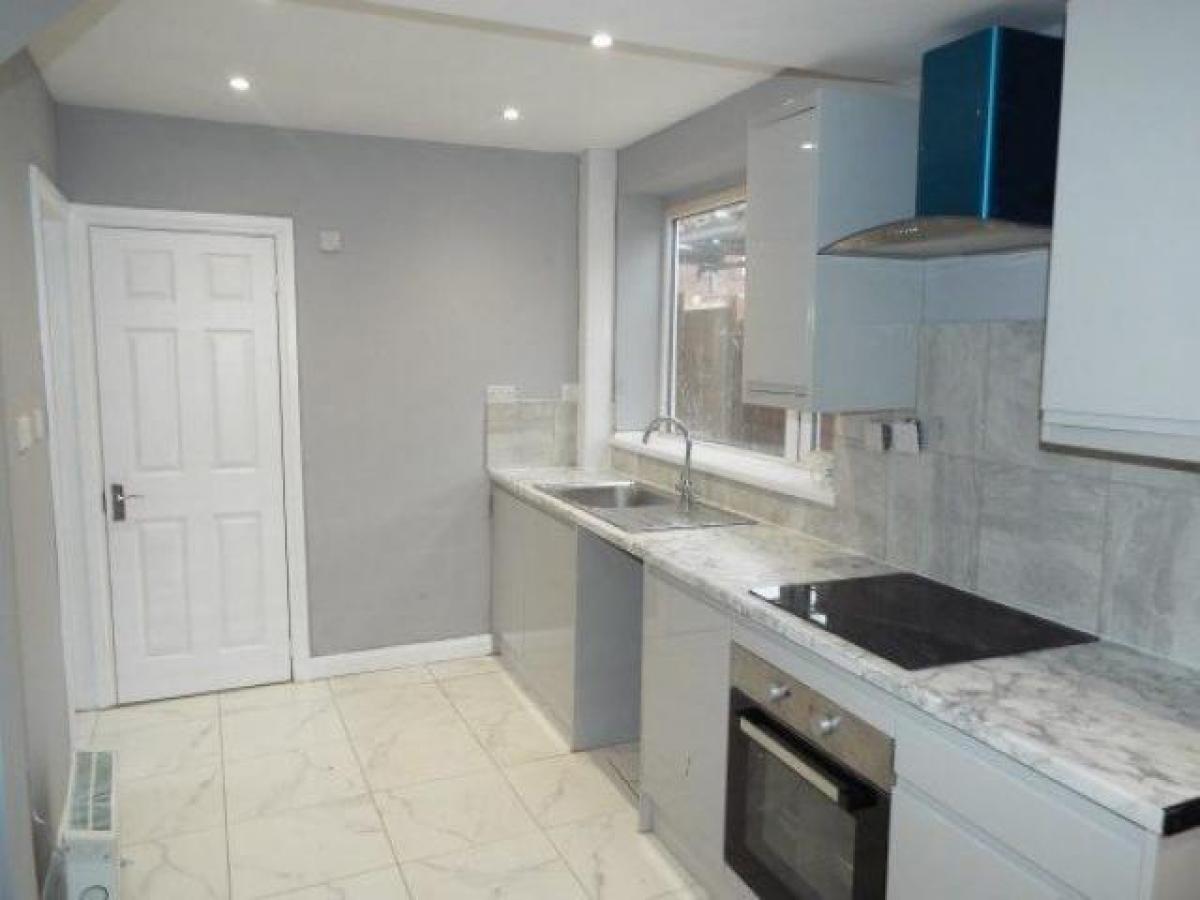 Picture of Apartment For Rent in Mansfield, Nottinghamshire, United Kingdom