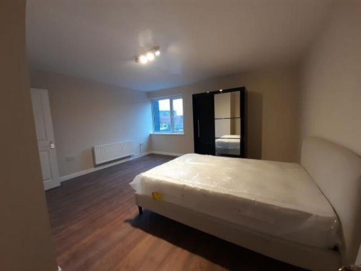 Picture of Apartment For Rent in Rotherham, South Yorkshire, United Kingdom