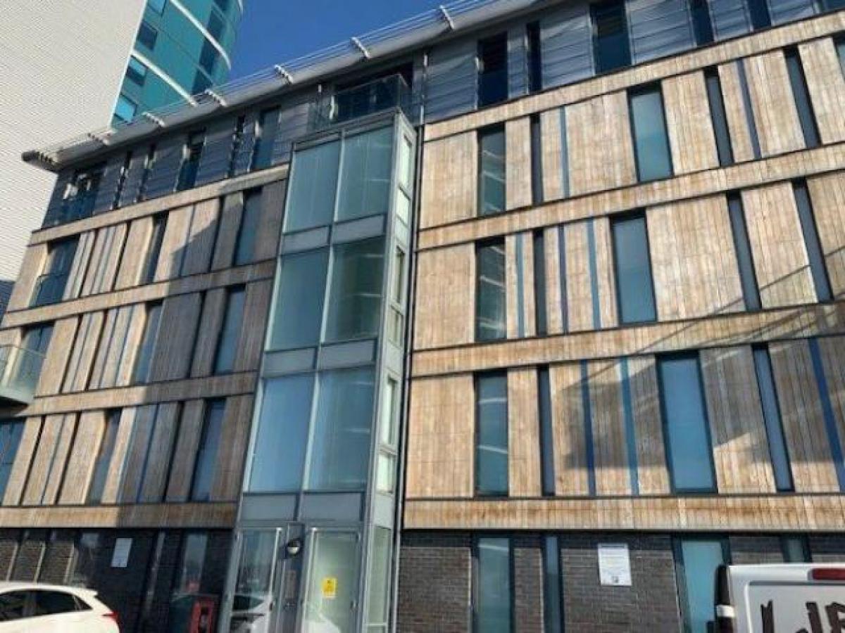 Picture of Apartment For Rent in Chatham, Kent, United Kingdom