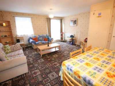 Apartment For Rent in Feltham, United Kingdom